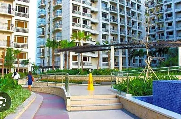 Solemare Parksuites Hotel Manila